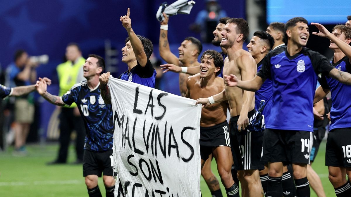 argentina an mung gay tranh cai (2)