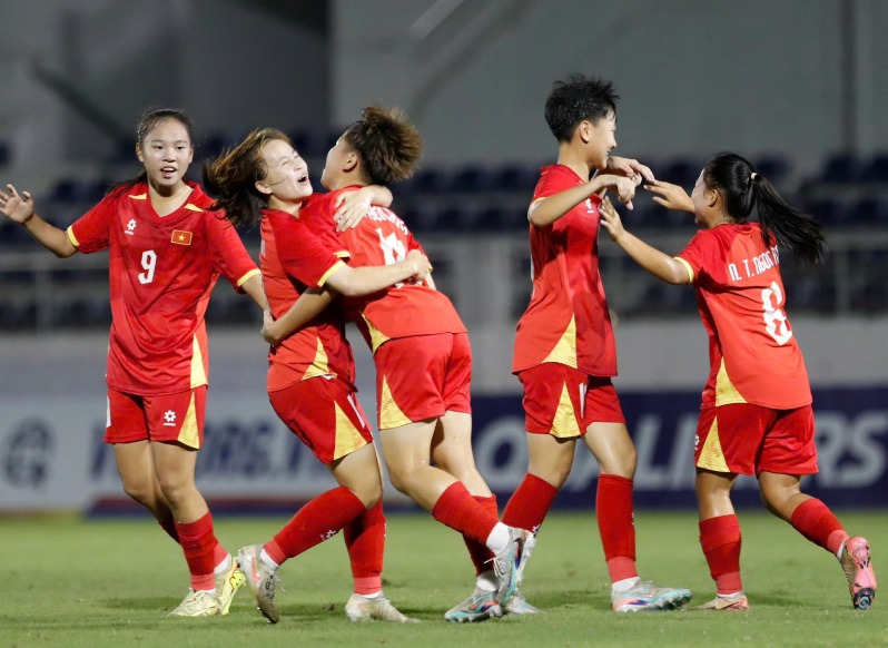 u17 viet nam vuot qua vl u17 chau a 2027 12-10