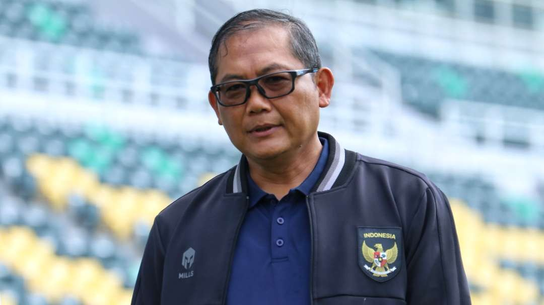 Ông Sumardji bi fifa phat nang indonesia