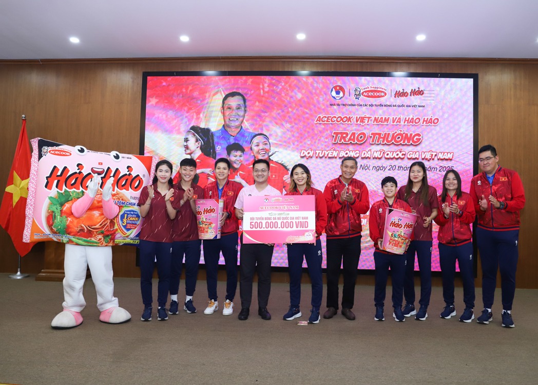 đt nu viet nam duoc thuong them 500 trieu dong 1