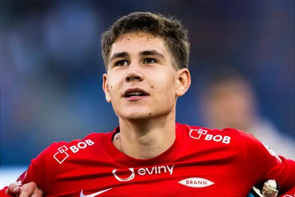 Eivind Helland MU