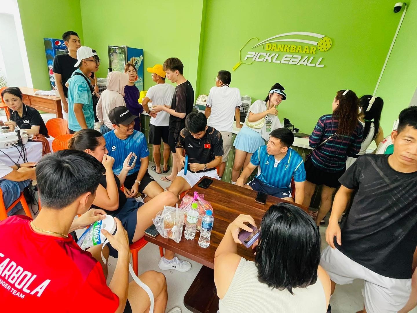Ly Hoang Nam va truogn vinh hien pickleball