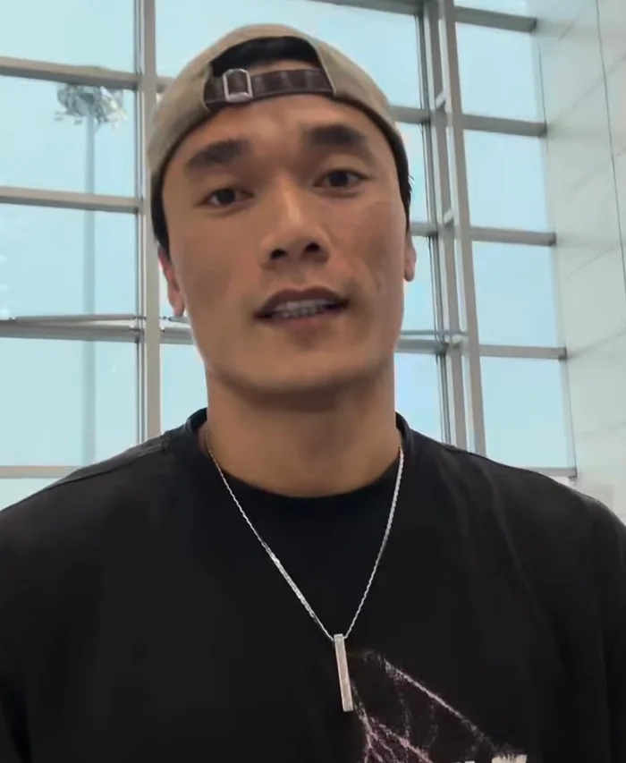 bui tien dung sang chau au