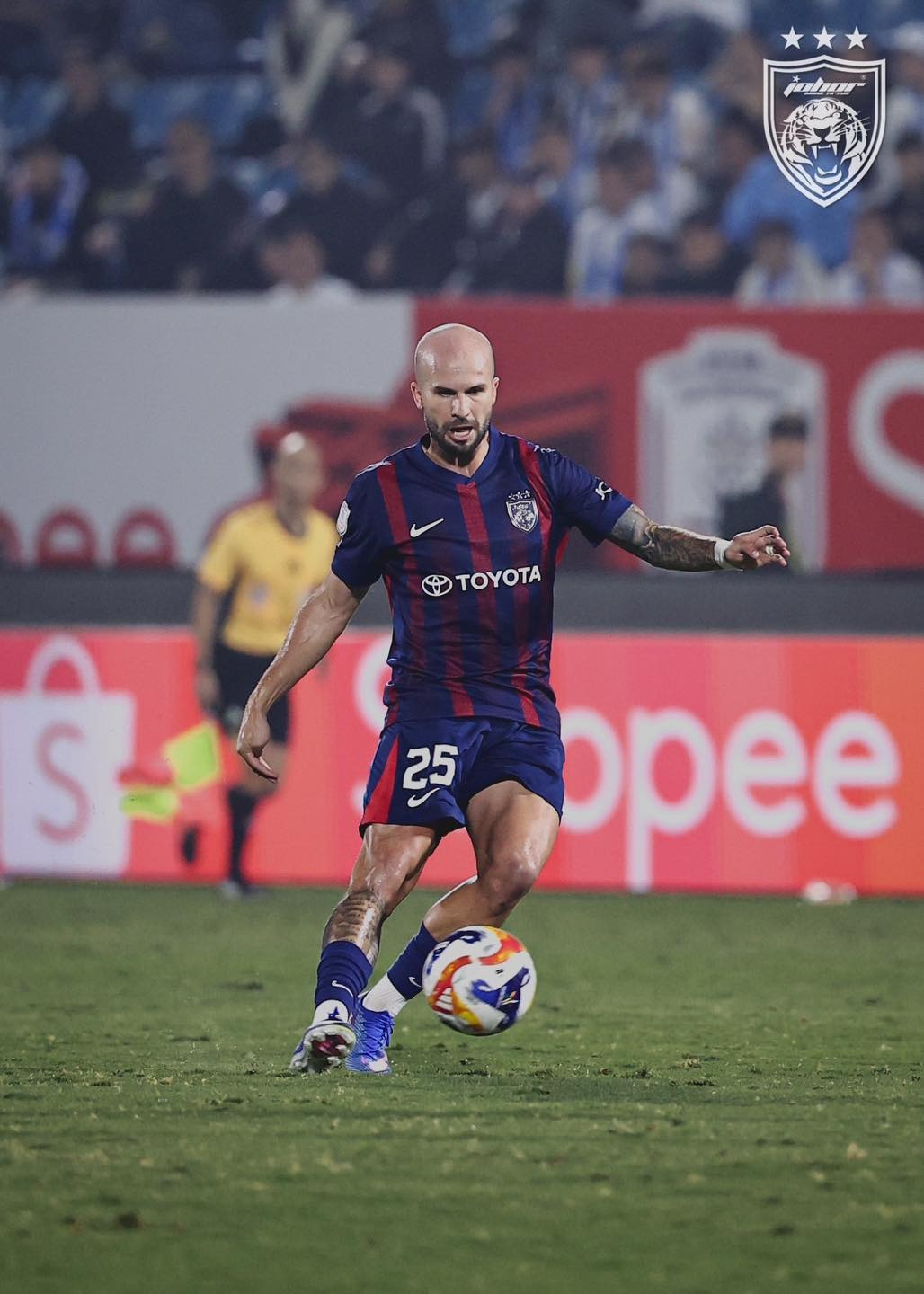 cau thu nhap tich lau cua malaysia gay phan no 2