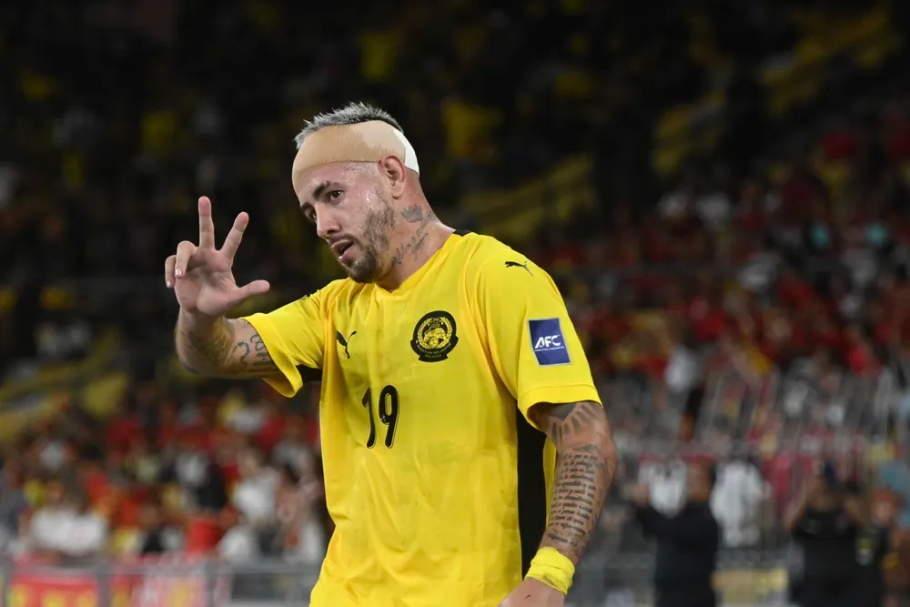 cau thu nhap tich malaysia duoc giai cuu 1