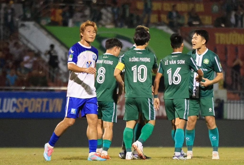 cong phuong chan thuong