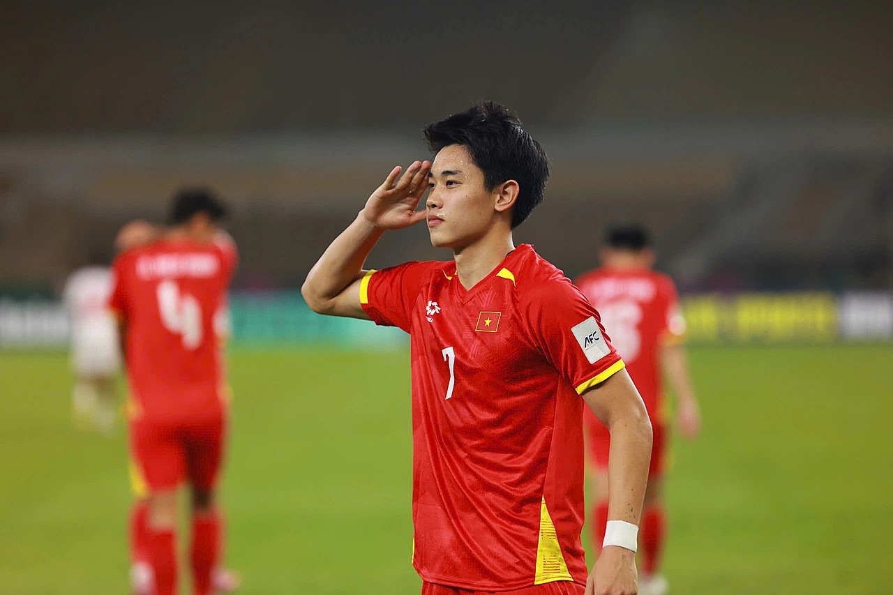dinh bac ghi ban vao luoi u23 uae
