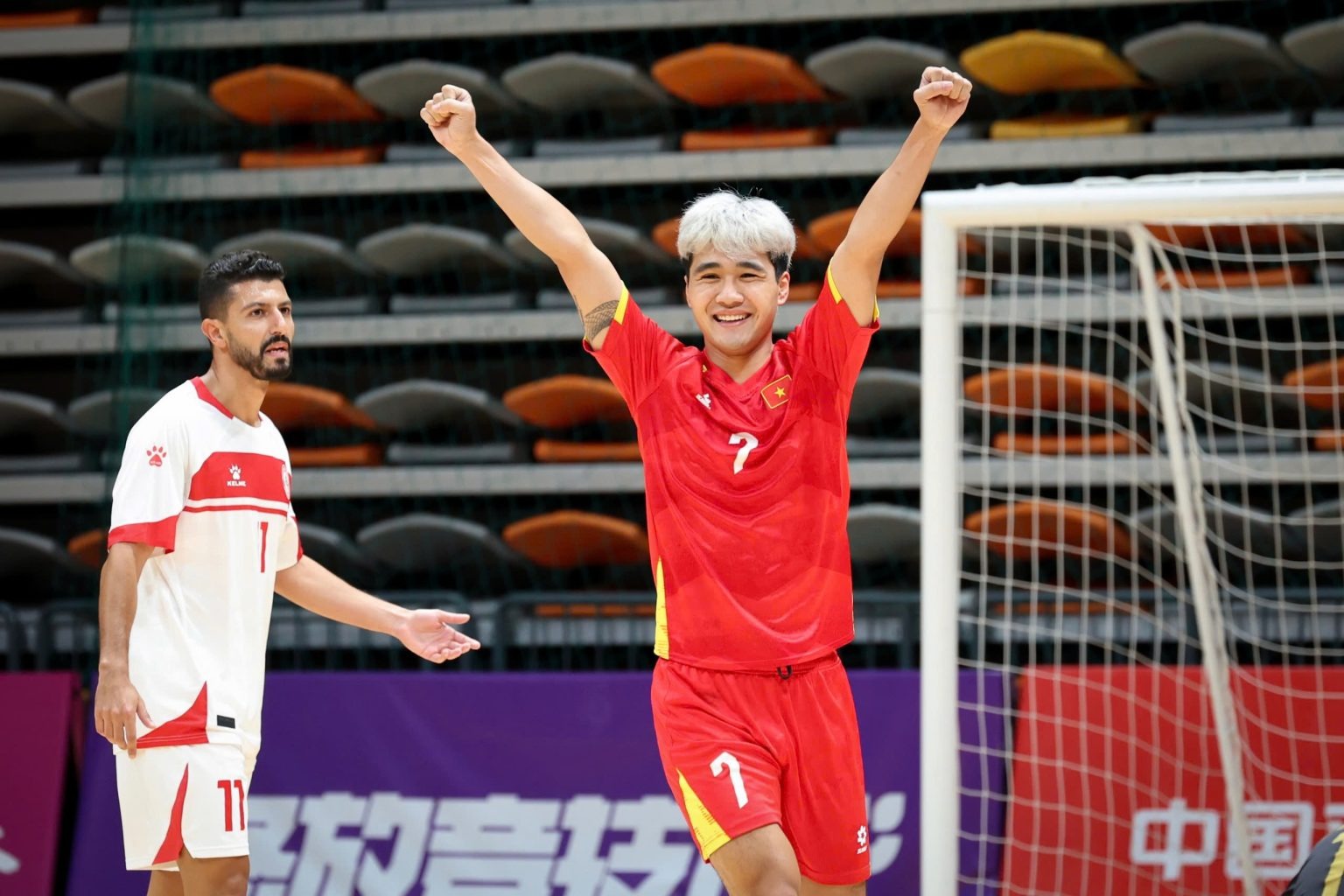 futsal viet nam gianh ve di tiep