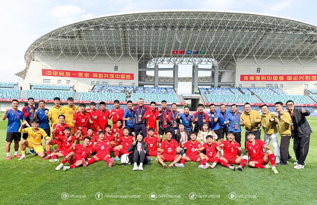 u16-viet-nam-gay-chan-dong