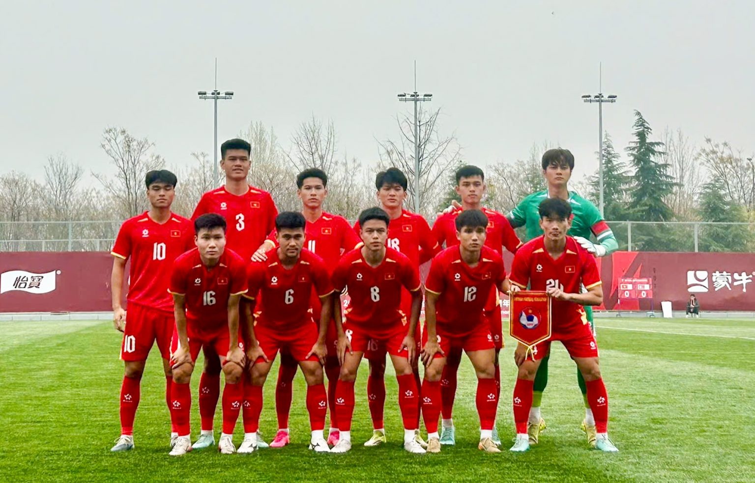 u23 viet nam hoa trieu tien co dong vien dong nam a phan ung (2)
