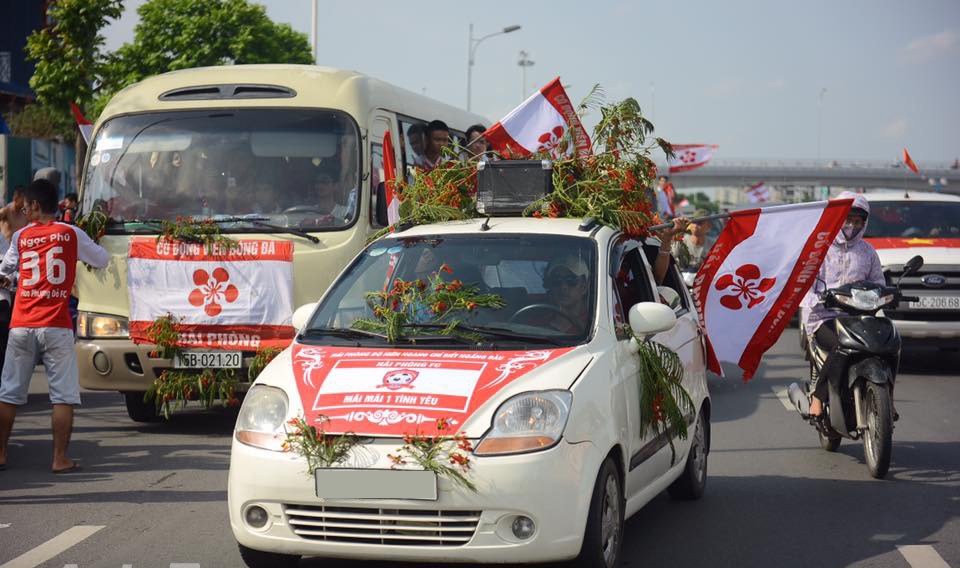 Giá xăng dầu mới nhất 14/4/2026: RON-95 áp sát mốc 22.500 đồng/lít, 'cú hích' cho hội CĐV V.League