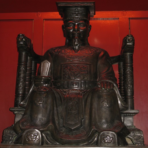 Vi-vua-tri-vi-lau-nhat-lich-su-viet-nam-khong-co-con-noi-doi-nhan-chau-nuoi-de-lap-lam-thai-tu
