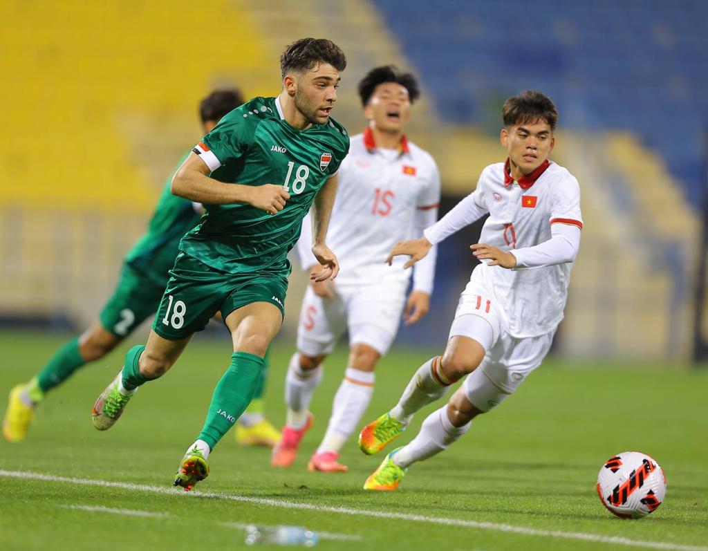 U23 Việt Nam thua thảm U23 Iraq, HLV Philippe Troussier còn nhận thêm 'tin dữ' liên quan đến WC 2026