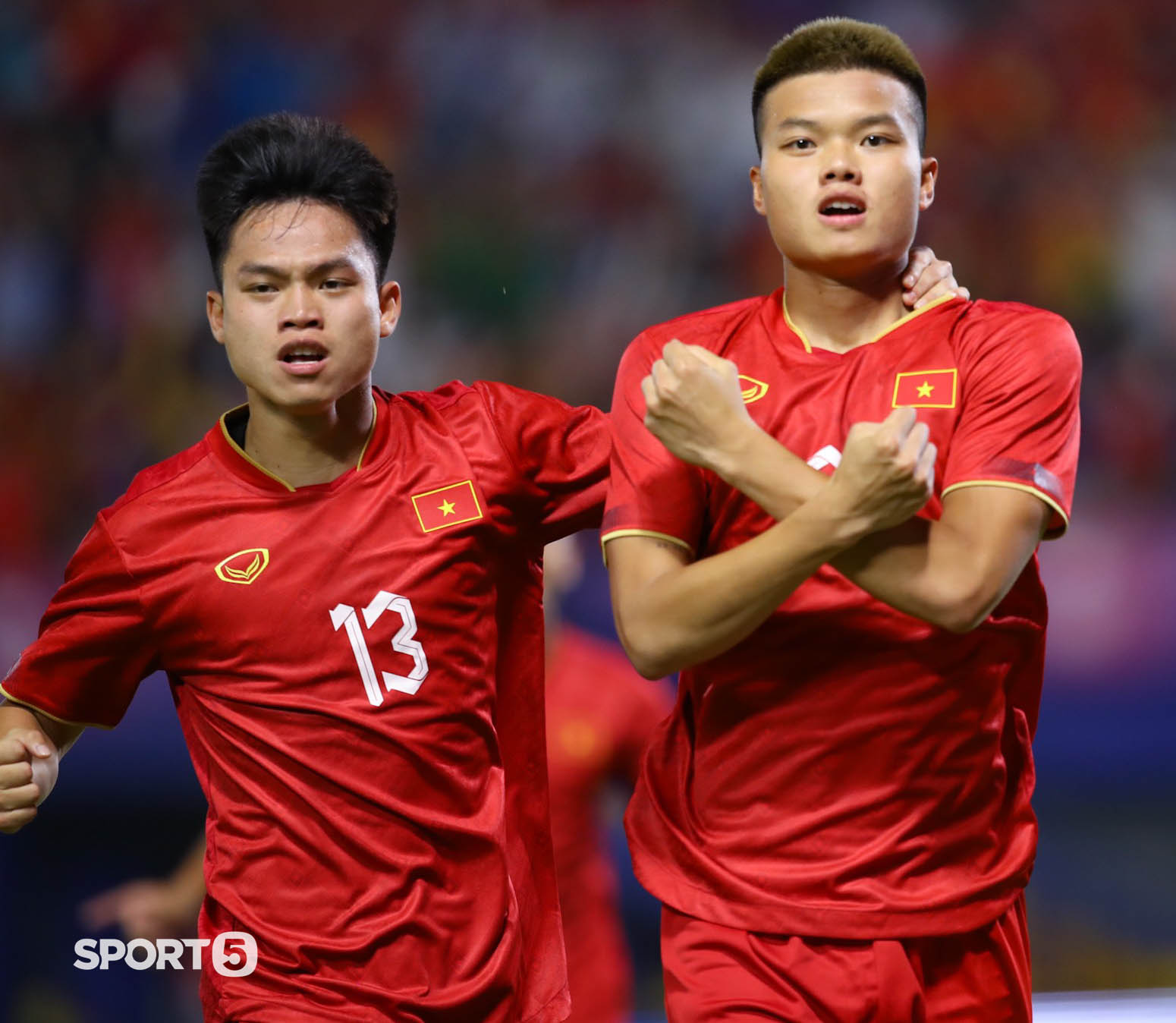 U22 Việt Nam thắng đậm trận khai màn SEA Games 32, được trao phần thưởng 'khó tin' từ HLV Troussier