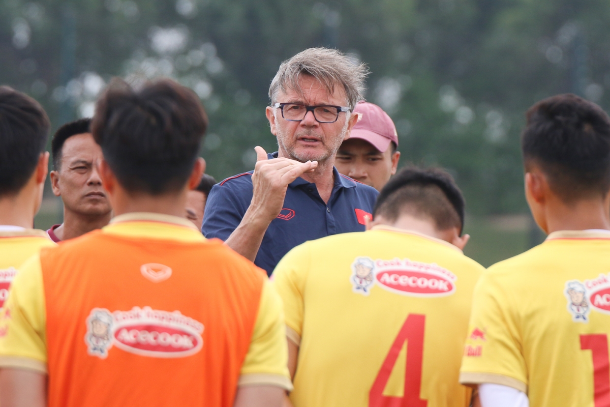 Lịch thi đấu vòng loại U23 châu Á 2024: HLV Troussier trổ tài, U23 Việt Nam 'vô đối' tại bảng C?