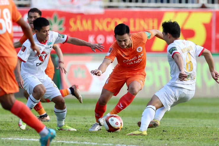 Bảng xếp hạng V.League 2023/24 mới nhất: Filip Nguyễn gây sốt trước ngày lên ĐT Việt Nam?
