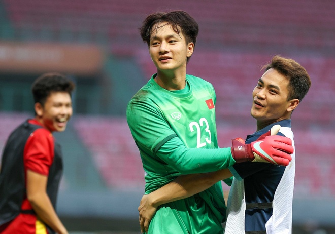 cao-van-binh-u22-viet-nam