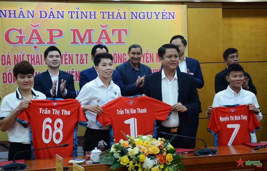 dt-nu-vietnam-thai-nguyen-tt