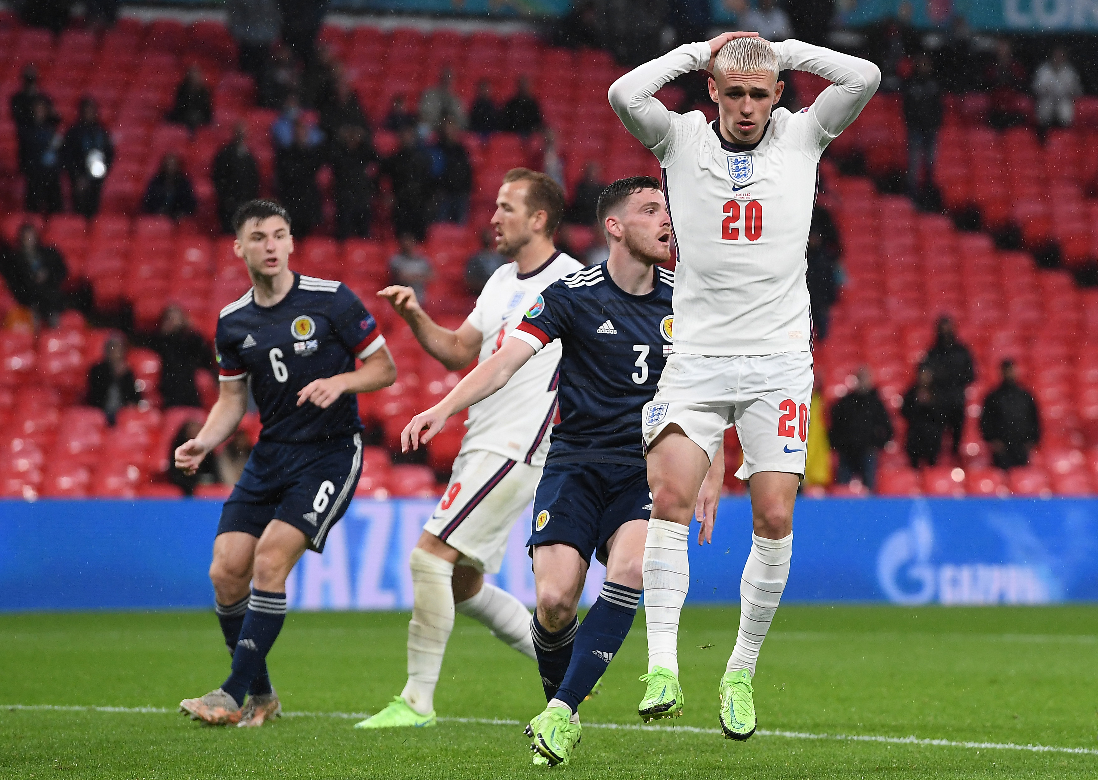 Football england netherlands. Шотландия и Англия. Сборная Англии. Сборная Англии по футболу. Англия Шотландия футбол.